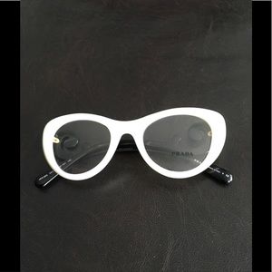 Authentic Prada glasses @zoeyevan